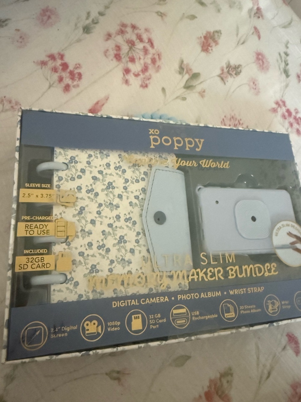 Ultra Slim Digital Camera Bundle - Light Blue